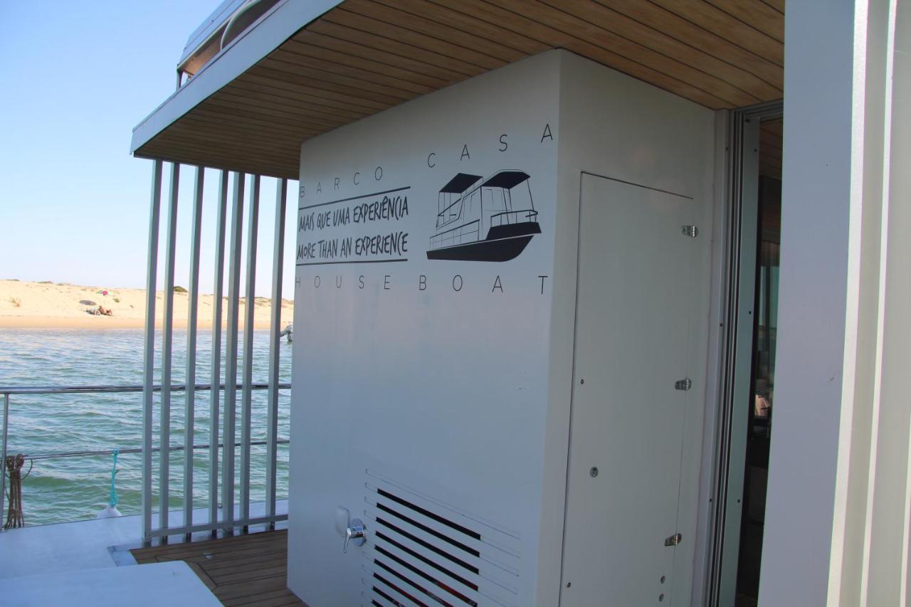 Barco Casa Fuzeta Botel Fuseta