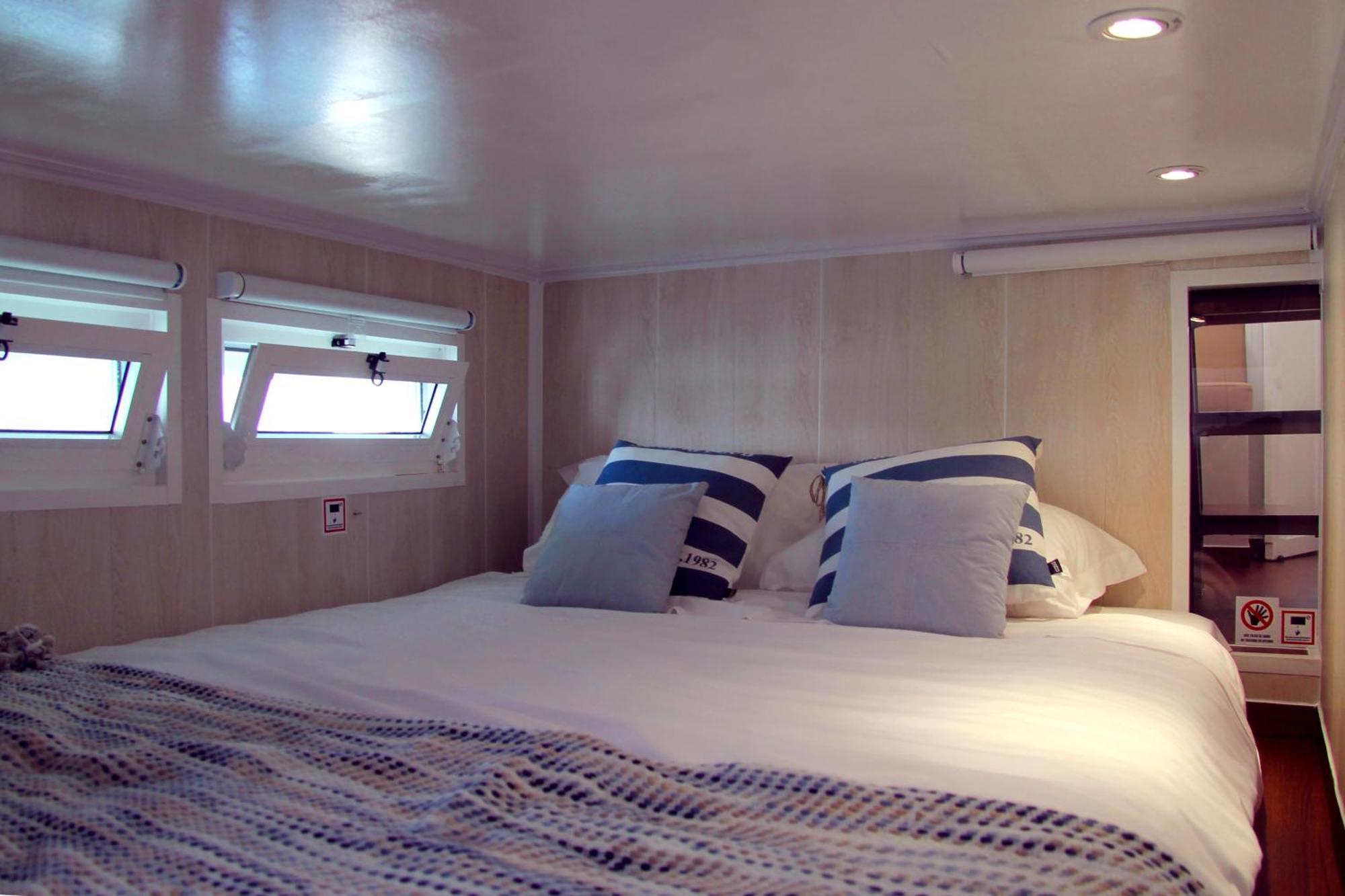 Barco Casa Bateau-hôtel *